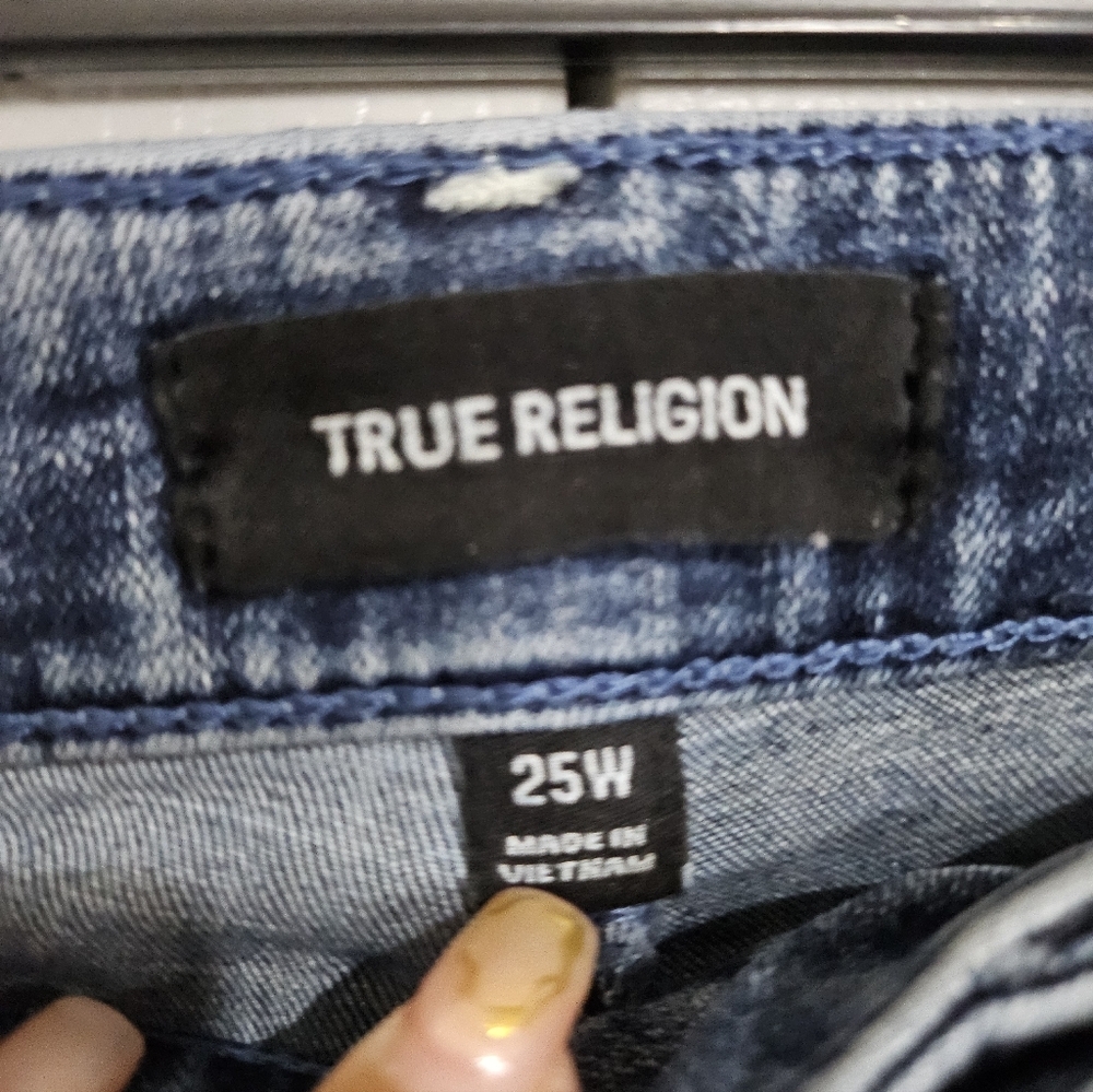 Y2K True Religion Riley Denim Shorts Women 25W Blue Frayed Hem Designer Jean. - Picture 6 of 11